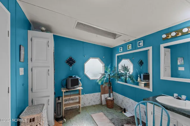 $279,900 | 110 Norfleet Shores Road, Belhaven, NC 27810