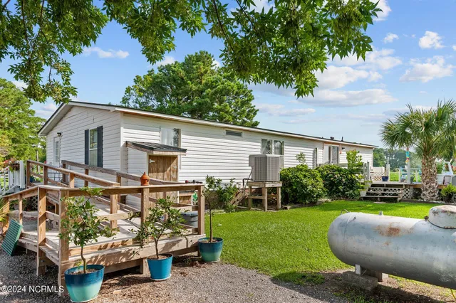 $279,900 | 110 Norfleet Shores Road, Belhaven, NC 27810