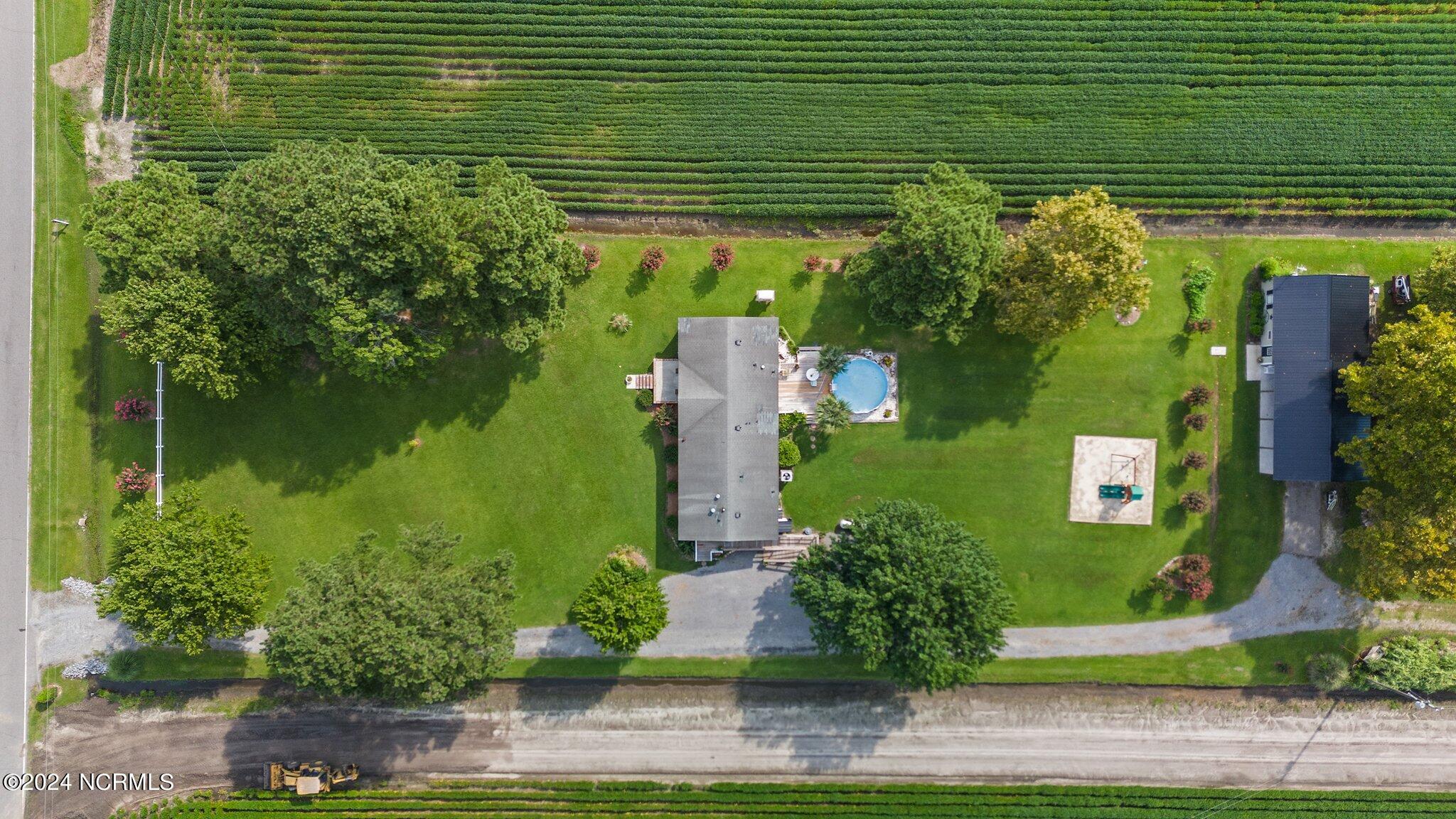 110 Norfleet Shores Road Belhaven, NC 27810 - Photo 41 of 43 41-web-or-mls-DJI_20240802095327_0082_D
