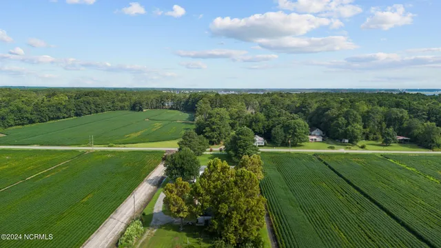 $279,900 | 110 Norfleet Shores Road, Belhaven, NC 27810