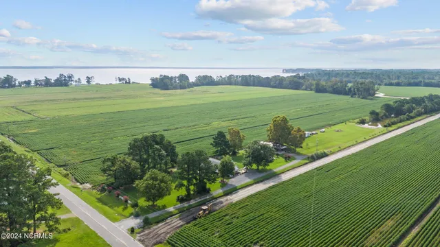 $279,900 | 110 Norfleet Shores Road, Belhaven, NC 27810