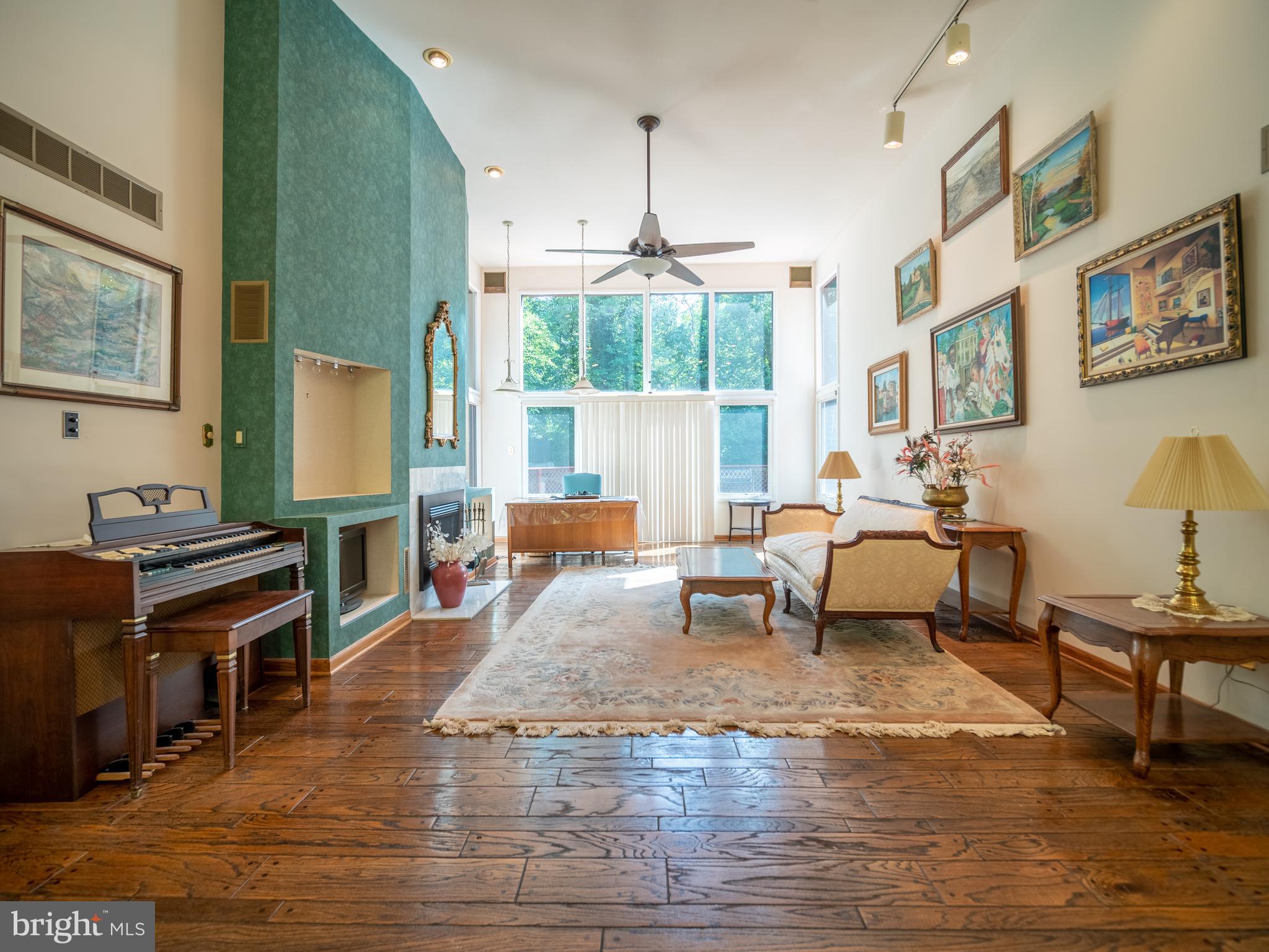 Gallery Image 6