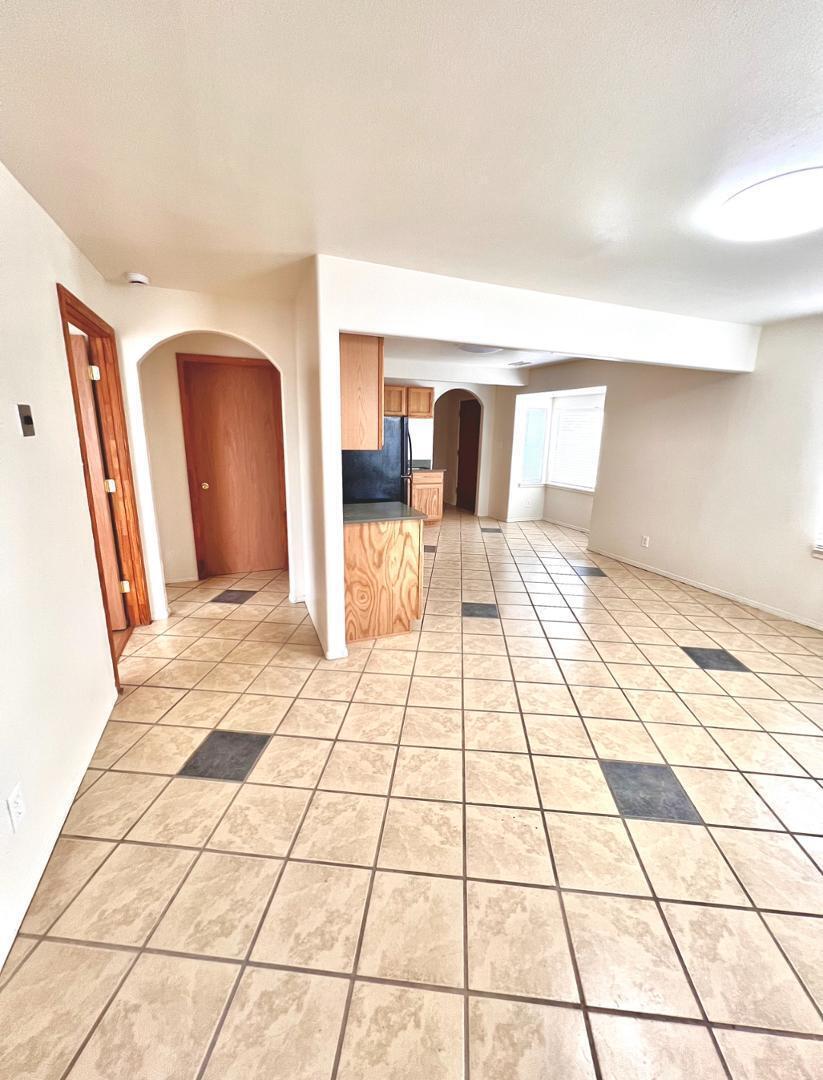 615 Candelaria Road Northwest Albuquerque, NM 87107 - Photo 2 of 22 Gallery Image 2
