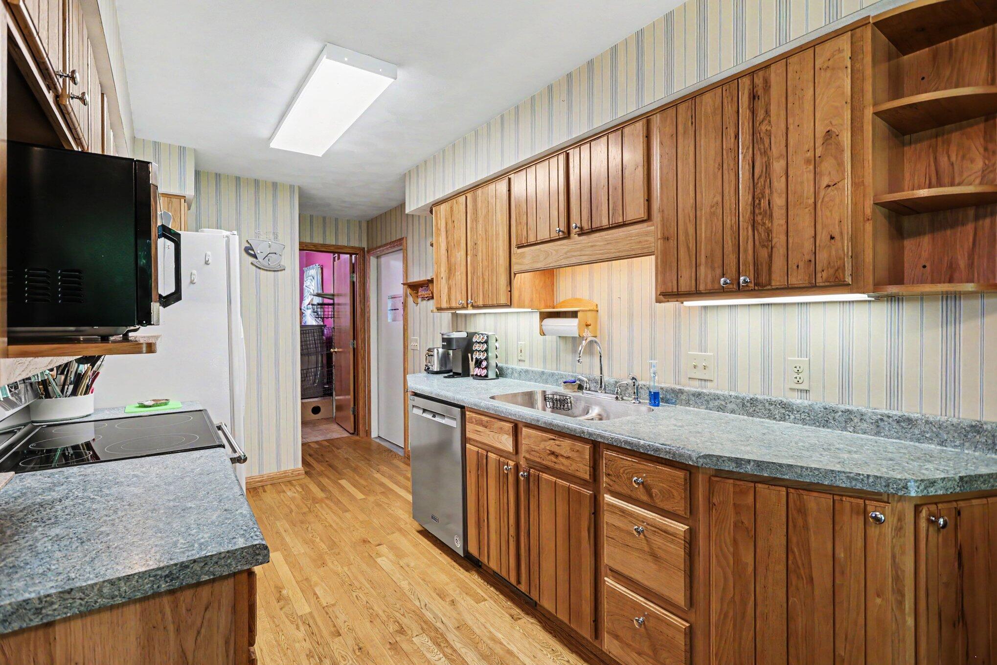 15745 15 Mile Road Marshall, MI 49068 - Photo 10 of 36 007_file_7944