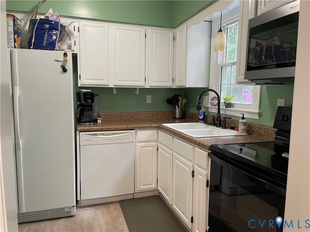 2210 Cox Road Henrico, VA 23233 - Photo 2 of 22 Gallery Image 2