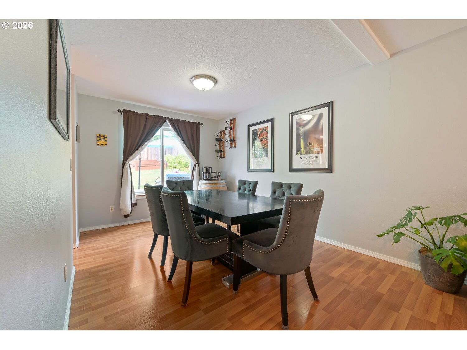 7502 Southwest Applegate Drive Beaverton, OR 97007 - Photo 6 of 34 Dining Room