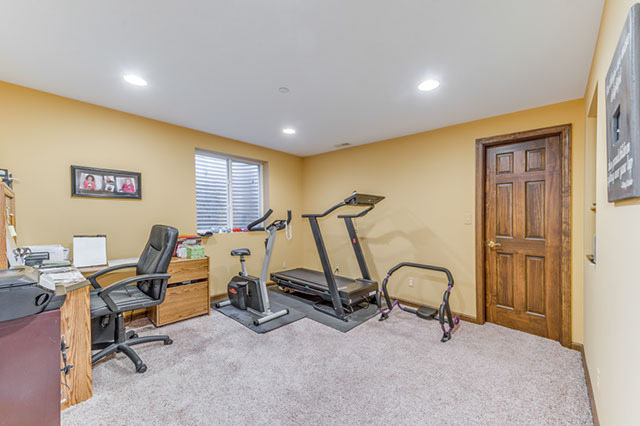 4N446 School Road St. Charles, IL 60175 - Photo 20 of 25 a view of a room with gym equipment