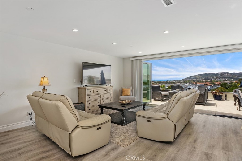 24065 Windward Drive Dana Point, CA 92629 - Photo 7 of 31