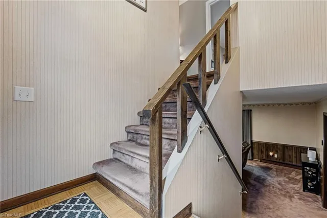 $328,000 | 328 Country Club Road, Wilkesboro, NC 28697