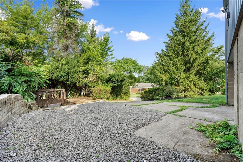 308 Frazier Drive Pittsburgh, PA 15235 - Photo 29 of 29 a view of a yard with plants and trees