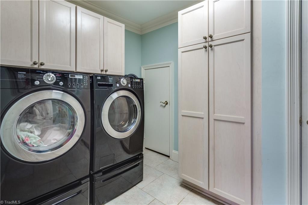 1106 Dover Road Greensboro, NC 27408 - Photo 19 of 26 Gallery Image 19