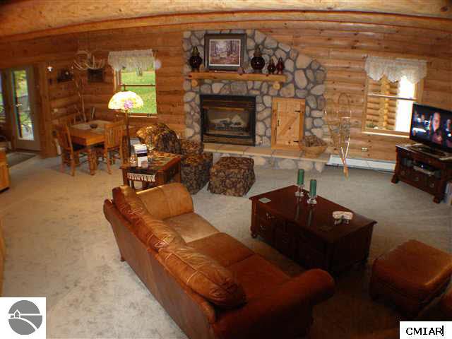 3663 West Stewart Road Shepherd, MI 48883 - Photo 4 of 9 1774287-3.JPG