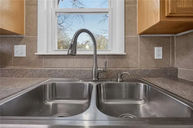 $149,000 | 1045 South 50th Terrace, Kansas City, KS 66106