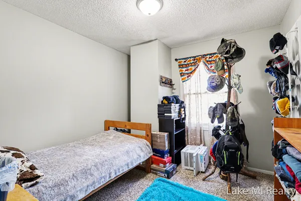$439,000 | 1889 East 40th Street, White Cloud, MI 49349
