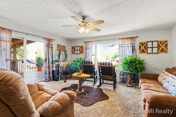 $439,000 | 1889 East 40th Street, White Cloud, MI 49349