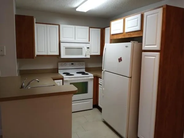 $1,675 | 951 Lyons Road, Unit 6107, Coconut Creek, FL 33063