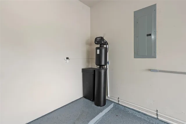 a picture of door lock