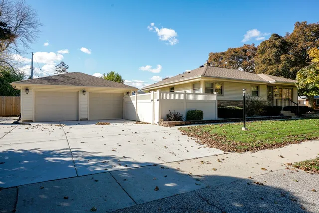 $250,000 | 4187 North 78th Street, Milwaukee, WI 53222