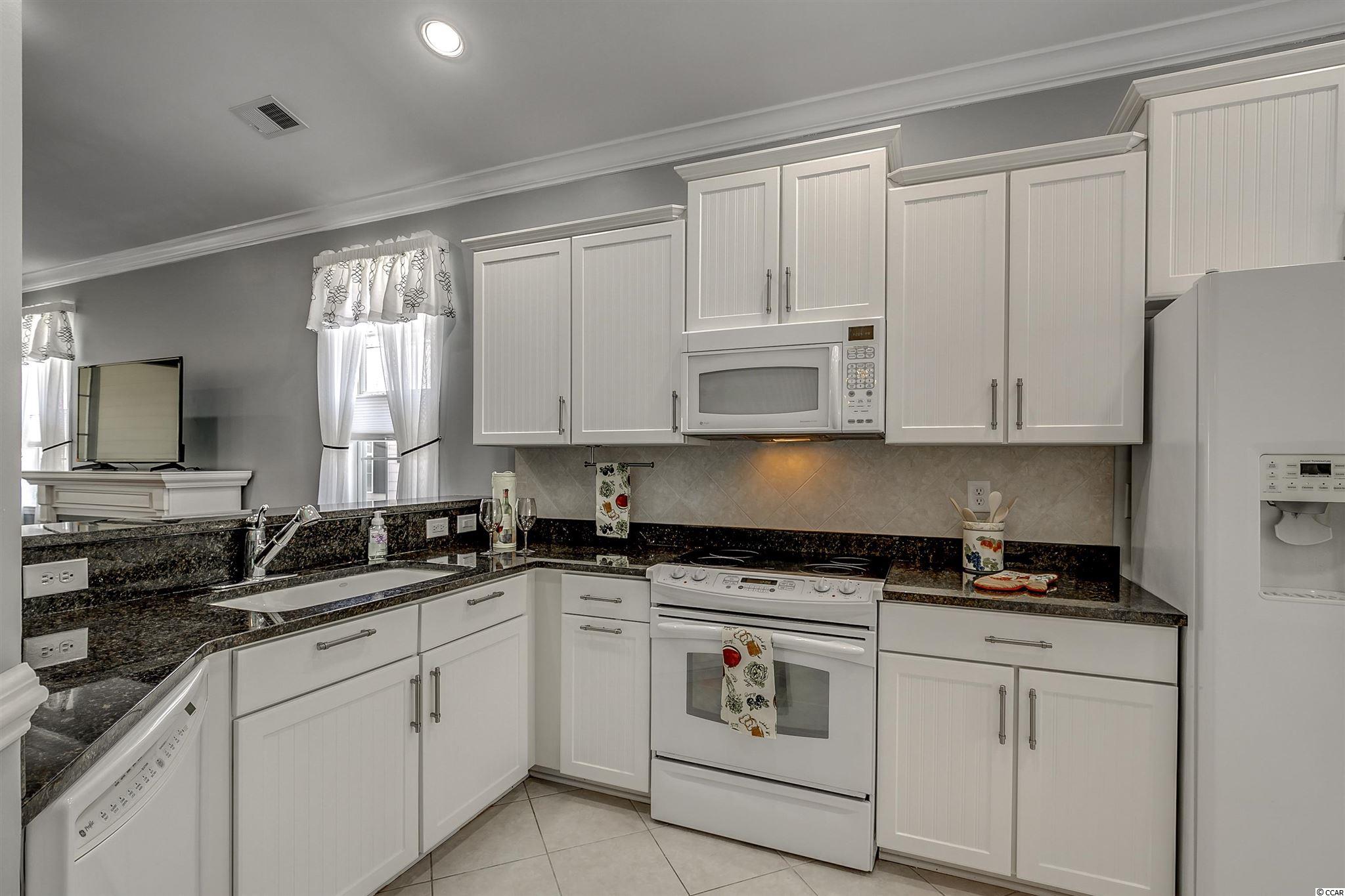 220 Castle Pines Lane Murrells Inlet, SC 29576 - Photo 11 of 40 Gallery Image 11
