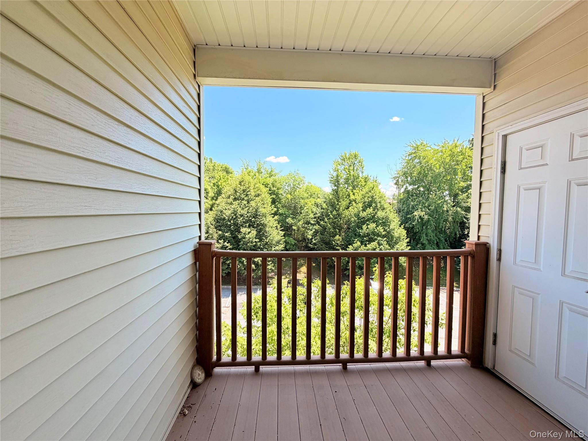 943 Tower Ridge Circle Middletown, NY 10941 - Photo 5 of 14