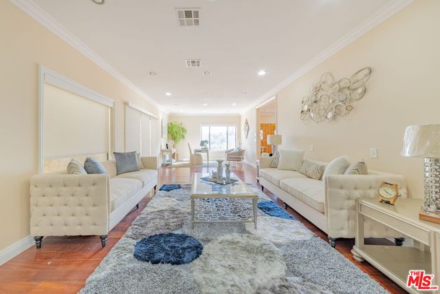 $7,900 | 3769 Prestwick Drive, Los Angeles, CA 90027