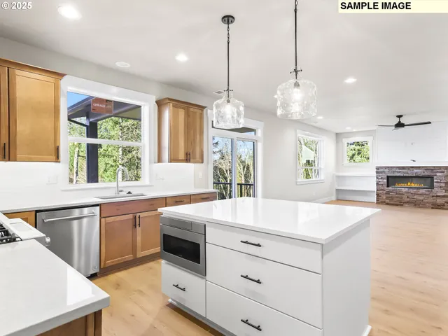 $640,000 | 2235 East Otter Loop, Unit 60, La Center, WA 98629