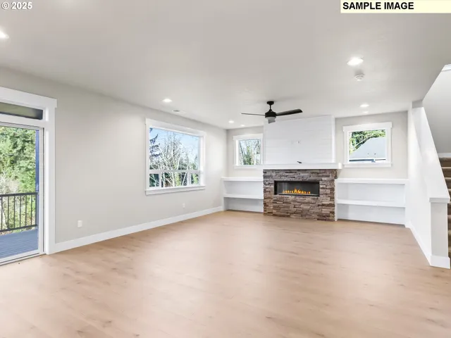 $640,000 | 2235 East Otter Loop, Unit 60, La Center, WA 98629