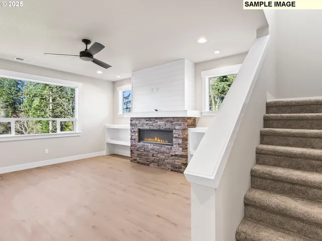 $640,000 | 2235 East Otter Loop, Unit 60, La Center, WA 98629