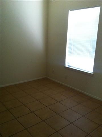 621 West 37th Street, Unit 103 Austin, TX 78705 - Photo 5 of 8