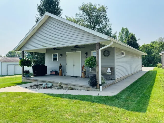 $335,000 | 11446 West South Park Road, Kewanna, IN 46939