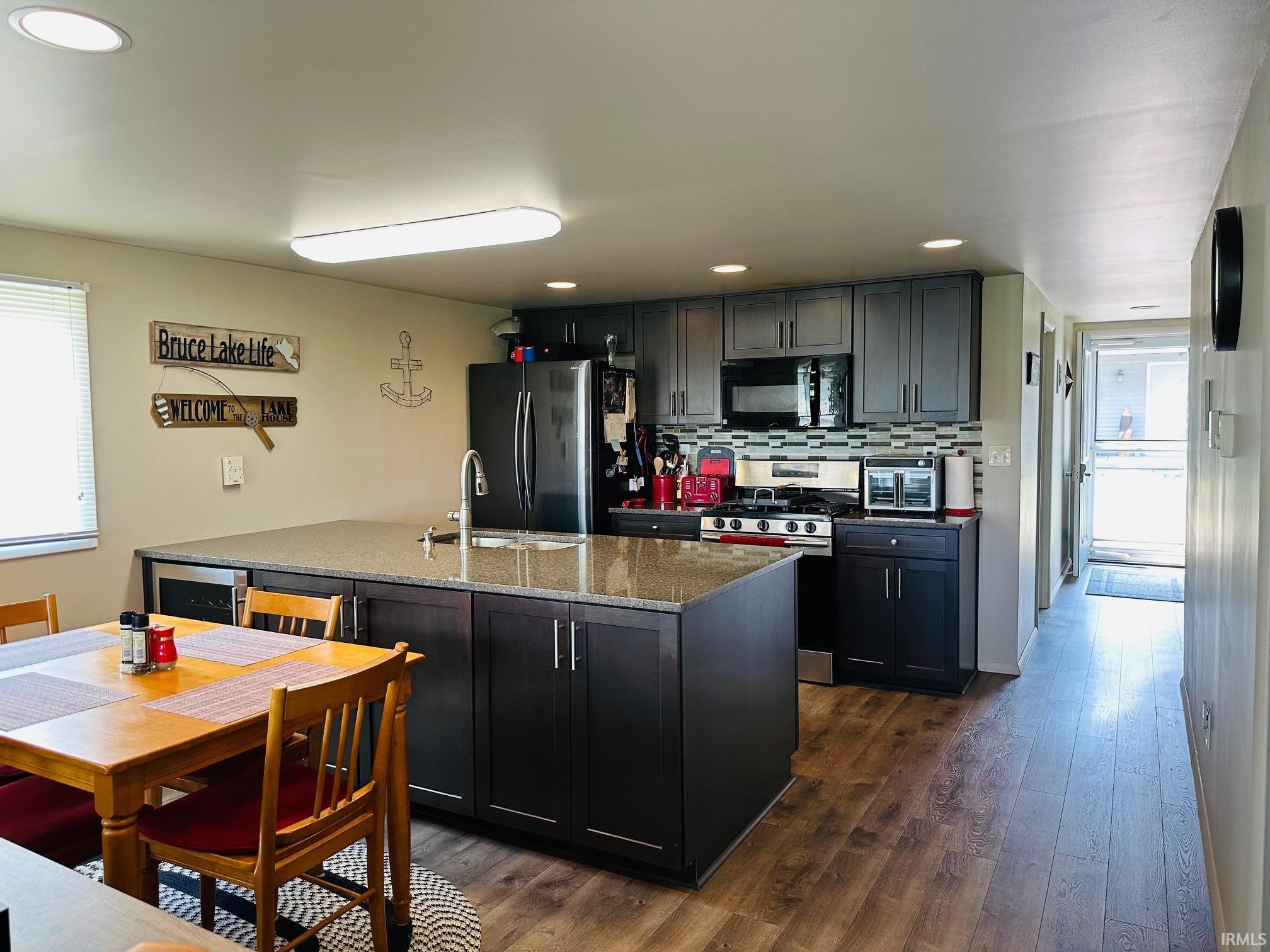 11446 West South Park Road Kewanna, IN 46939 - Photo 9 of 34