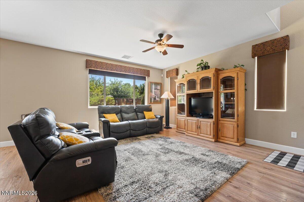 1860 Braemore Drive Reno, NV 89521 - Photo 6 of 26 08-1860 Braemore Drive Reno NV 89521 (8