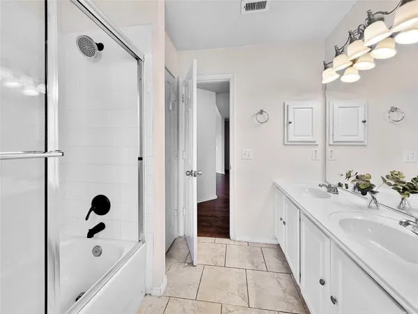 $2,520 | 19843 Youpon Leaf Way, Houston, TX 77084