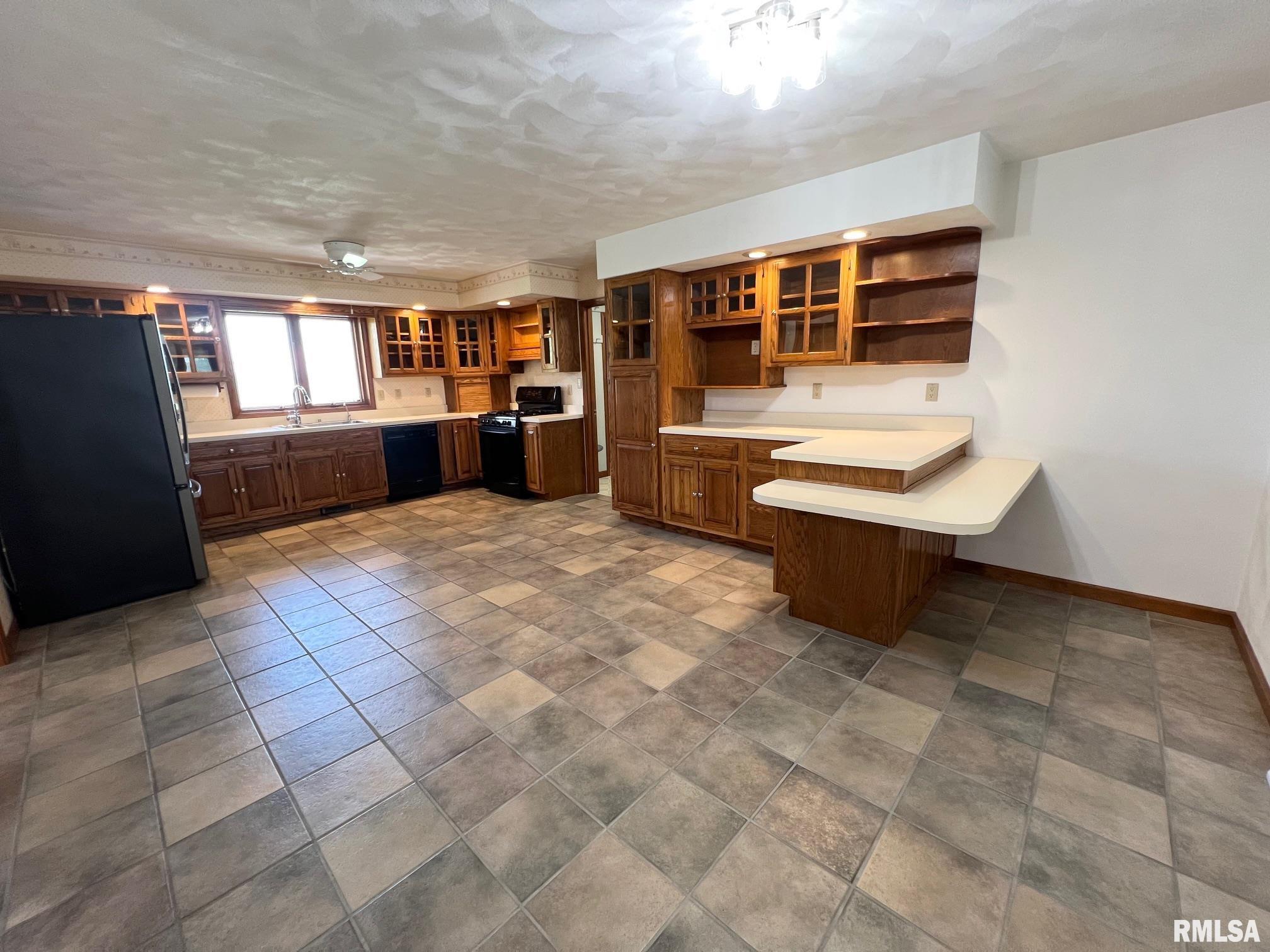 16494 Highway 29 Athens, IL 62613 - Photo 12 of 39 Gallery Image 12