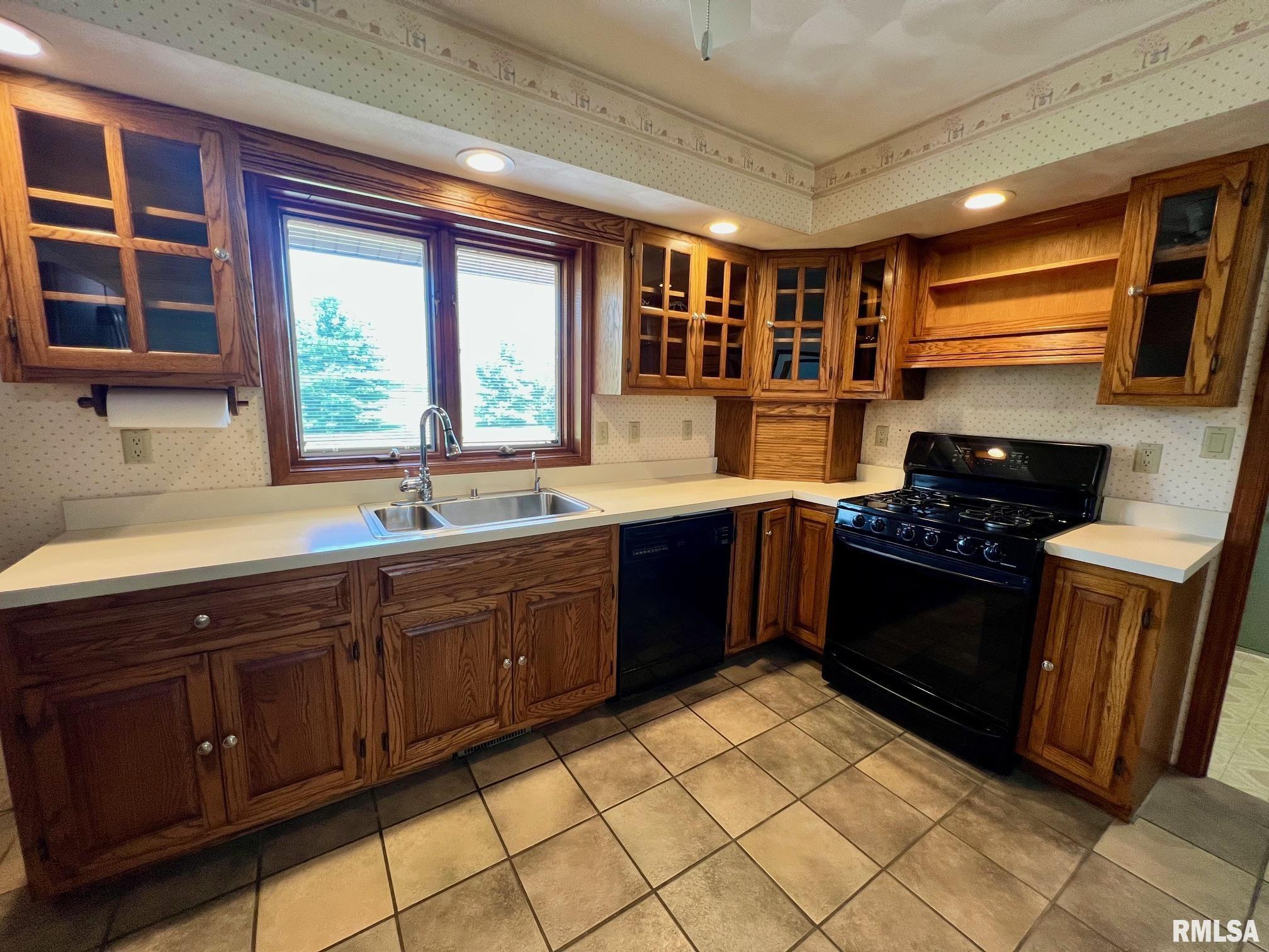 16494 Highway 29 Athens, IL 62613 - Photo 14 of 39 Gallery Image 14