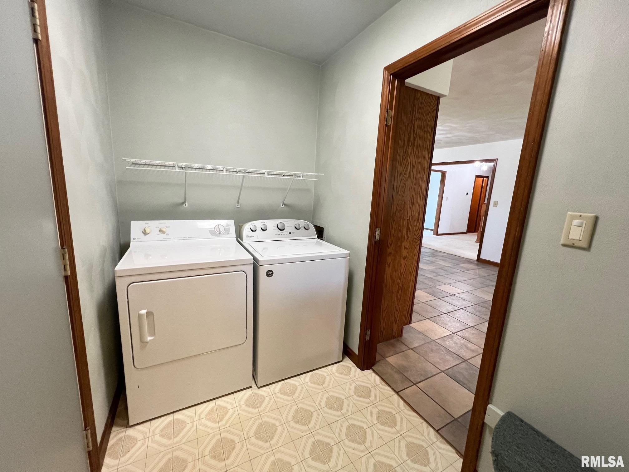 16494 Highway 29 Athens, IL 62613 - Photo 15 of 39 Gallery Image 15