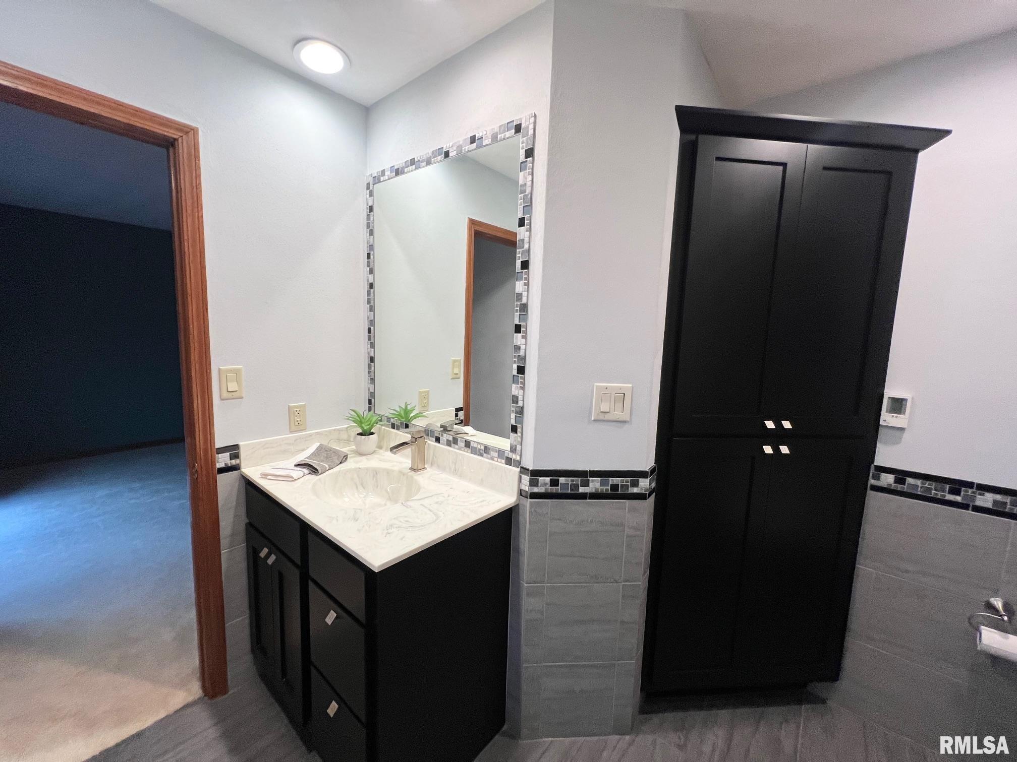 16494 Highway 29 Athens, IL 62613 - Photo 22 of 39 Gallery Image 22