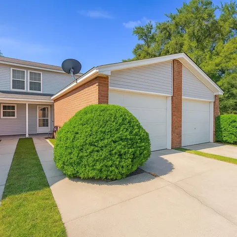 $189,900 | 2402 Winter Park Court, Fort Walton Beach, FL 32547