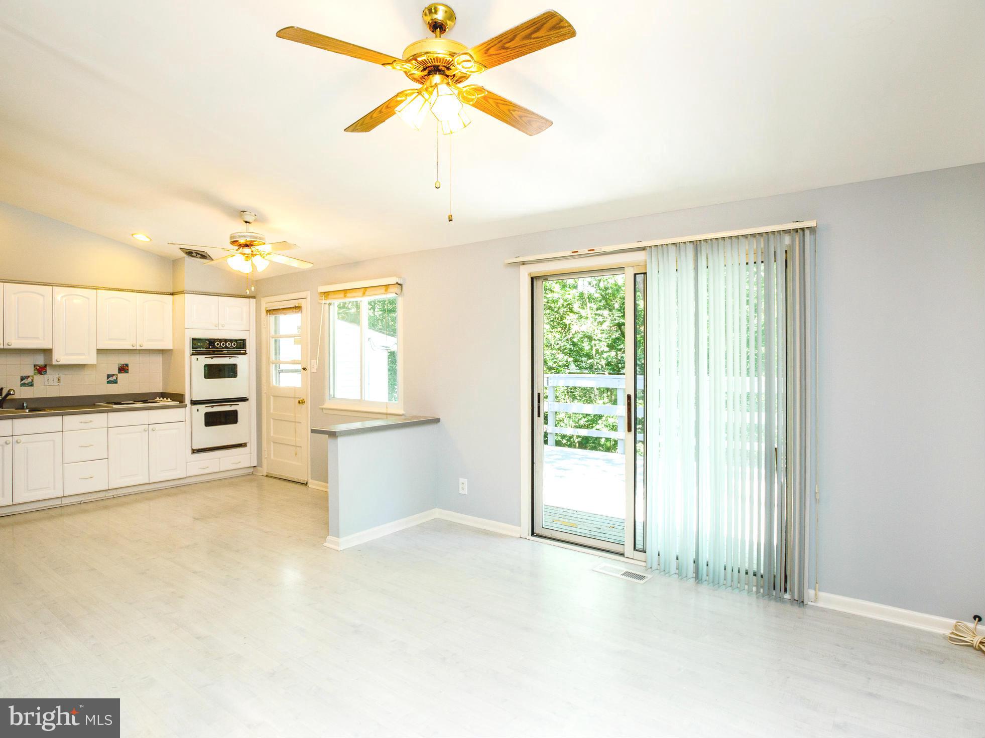 7312 Kathydale Road Pikesville, MD 21207 - Photo 6 of 30 Dining room with tons of light