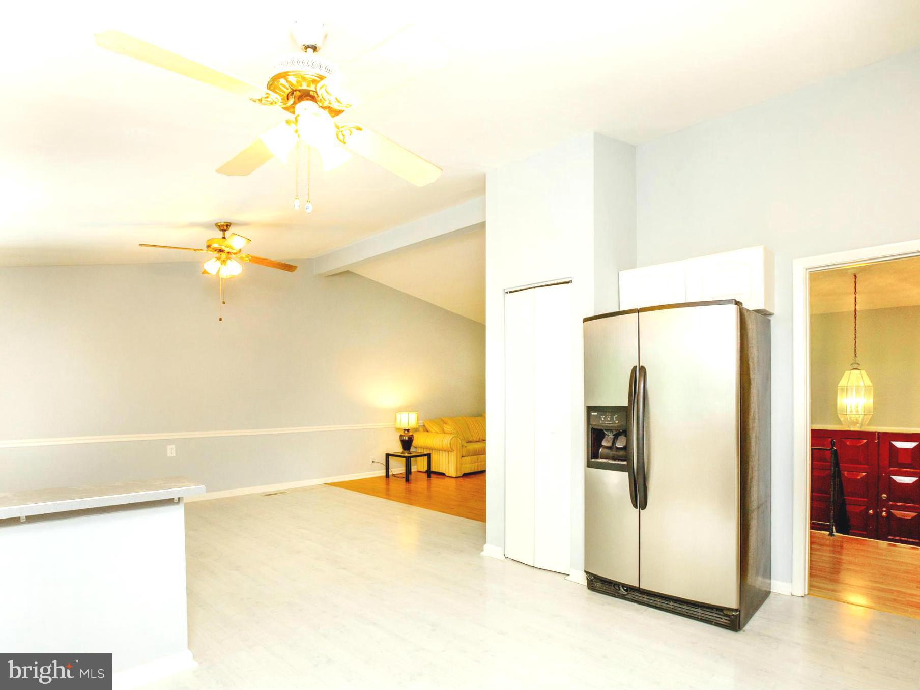 7312 Kathydale Road Pikesville, MD 21207 - Photo 8 of 30 Kitchen