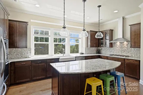 $765,000 | 2315 Crockett Park Place, Charlotte, NC 28203