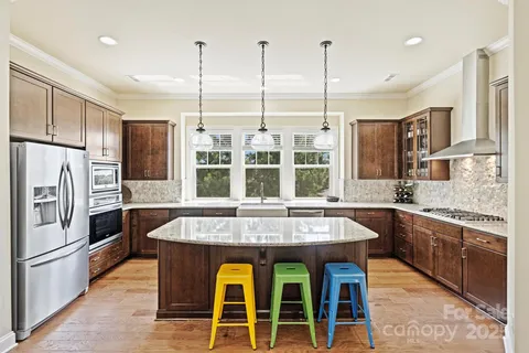 $765,000 | 2315 Crockett Park Place, Charlotte, NC 28203