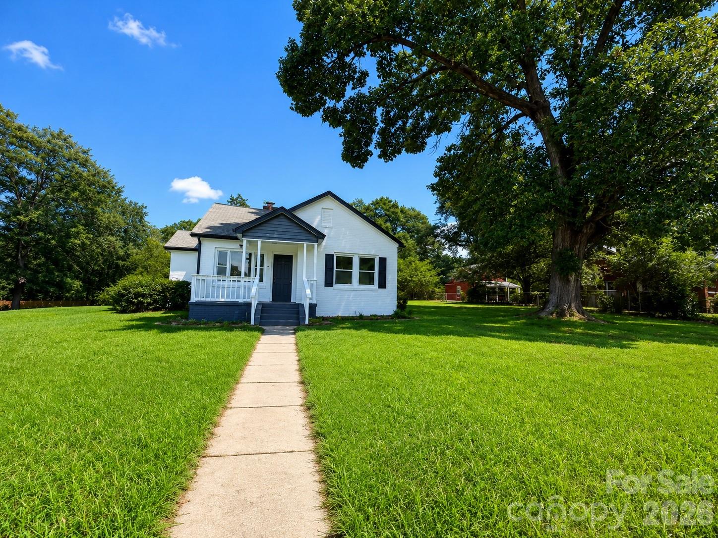 302 South Myrtle School Road Gastonia, NC 28052 - Photo 3 of 30 Gallery Image 3