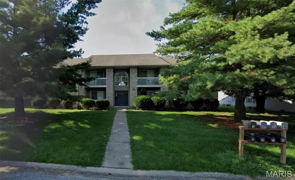 $750 | 129 Sugar Pine Lane, Unit 6, O'Fallon, IL 62269