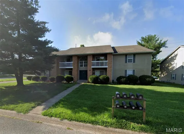$750 | 129 Sugar Pine Lane, Unit 6, O'Fallon, IL 62269