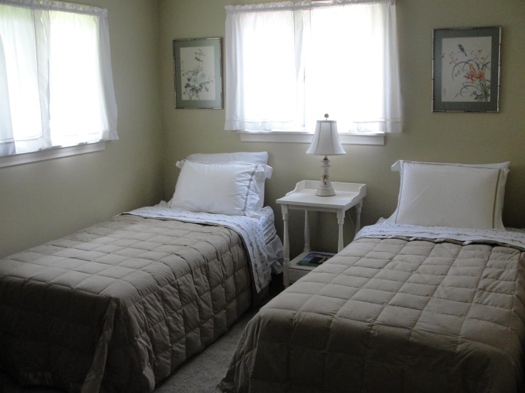 66 Birch Road Shelburne, VT 05482 - Photo 16 of 29 Gallery Image 16