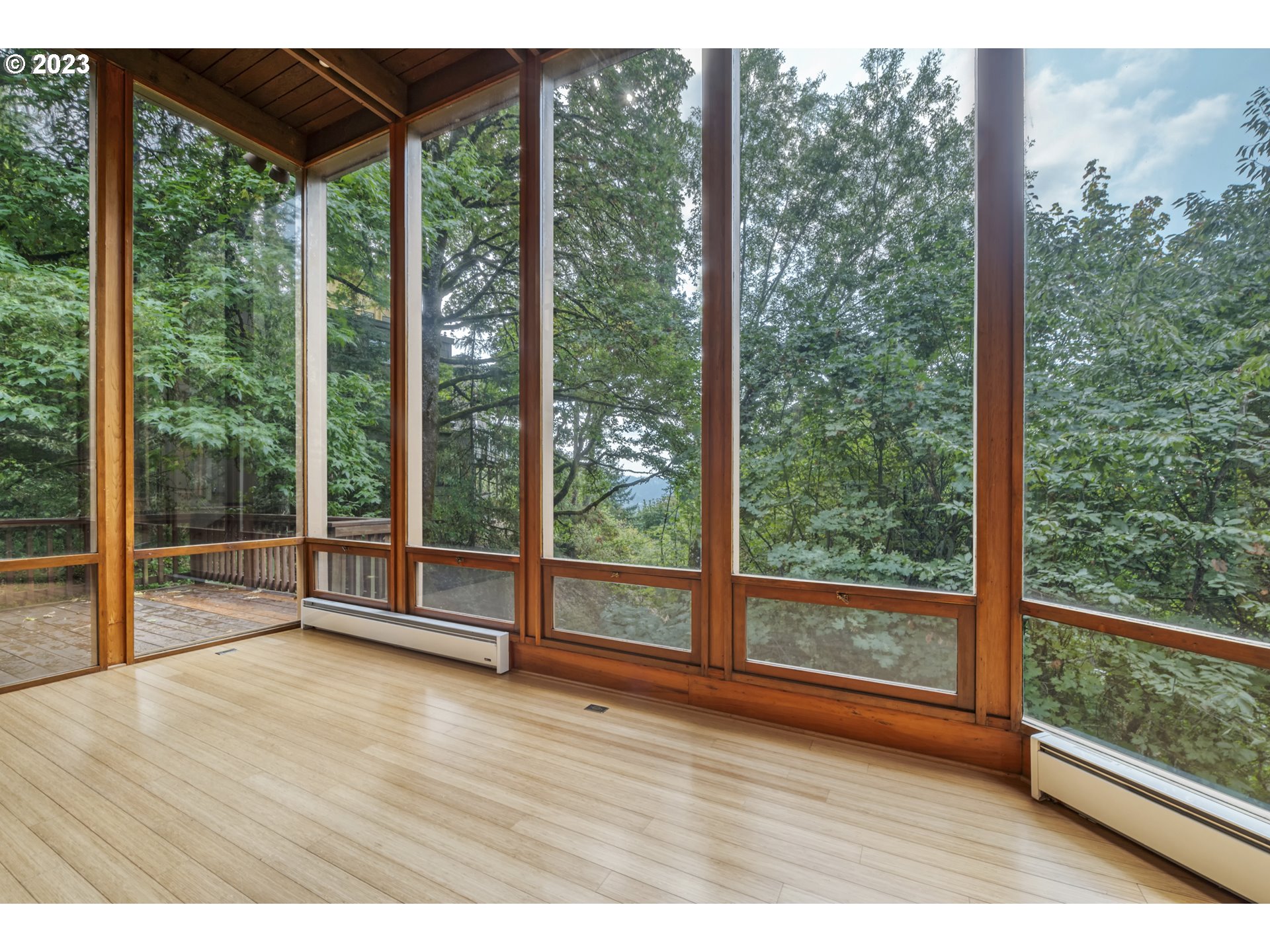 2650 Cresta De Ruta Street Eugene, OR 97403 - Photo 6 of 31 Gallery Image 6