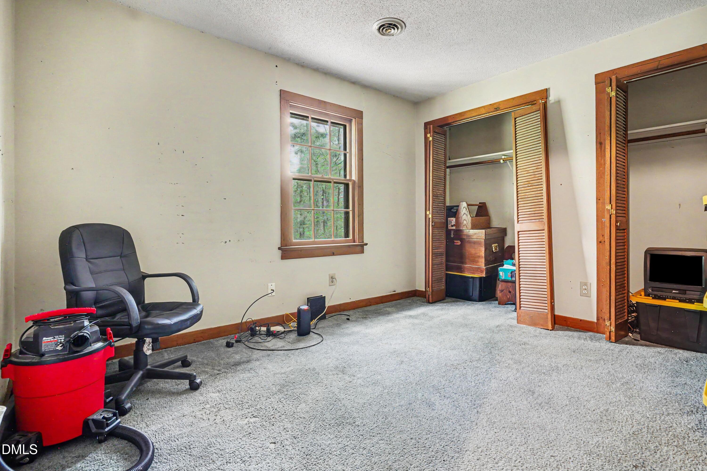 5200 Troutman Lane Raleigh, NC 27613 - Photo 10 of 15 012_file_3769