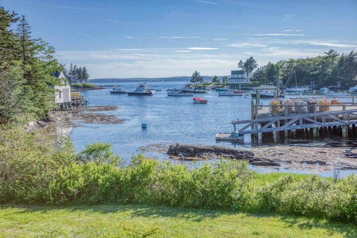 30 Cozy Harbor Road Southport, ME 04576 - Photo 3 of 12 3 CozyHarborJun-7903