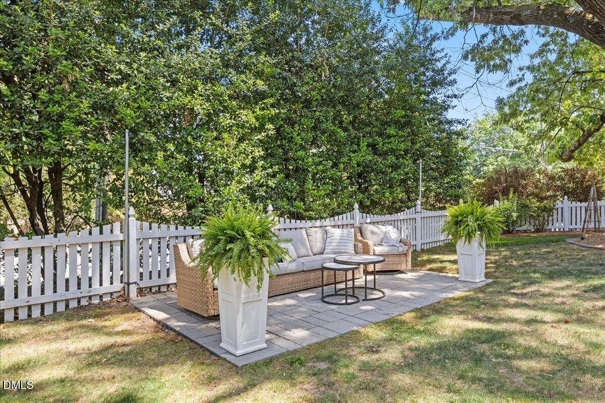 2143 Cowper Drive Raleigh, NC 27608 - Photo 8 of 53 49-2A1A6454